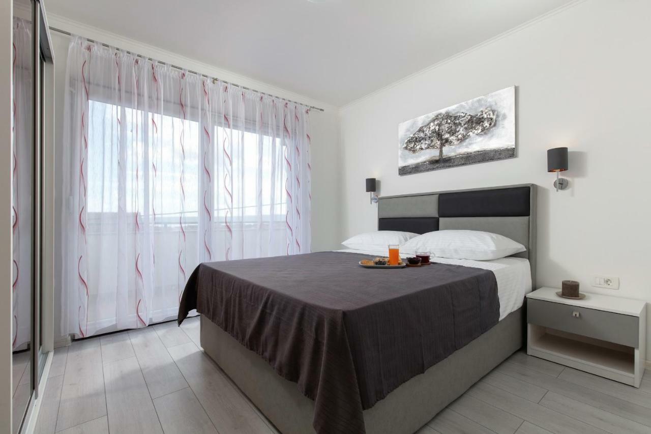 Villa Apartments Kordic Kaštela Exterior foto